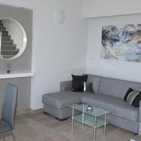Attic Apartments Агия Анна Екстериор снимка